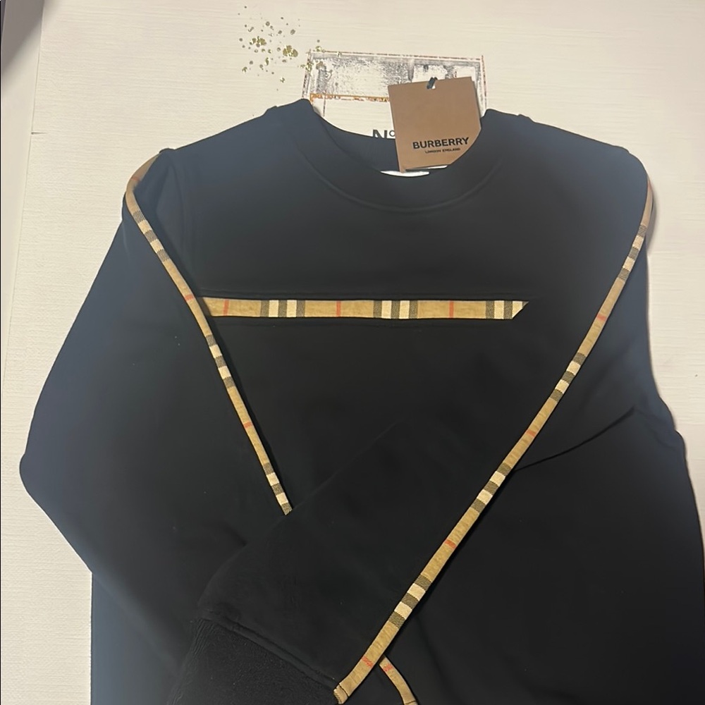 NWT Burberry Black Sweatshirt Nova Check Size 10